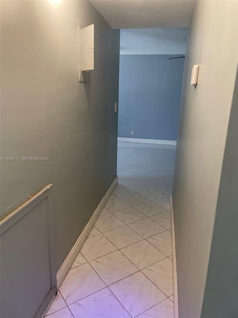 20201 NE 29th Ct, Unit D112, Aventura, FL 33180 Photo