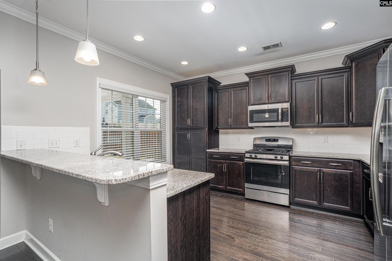 714 Long Iron Lane Photo 12