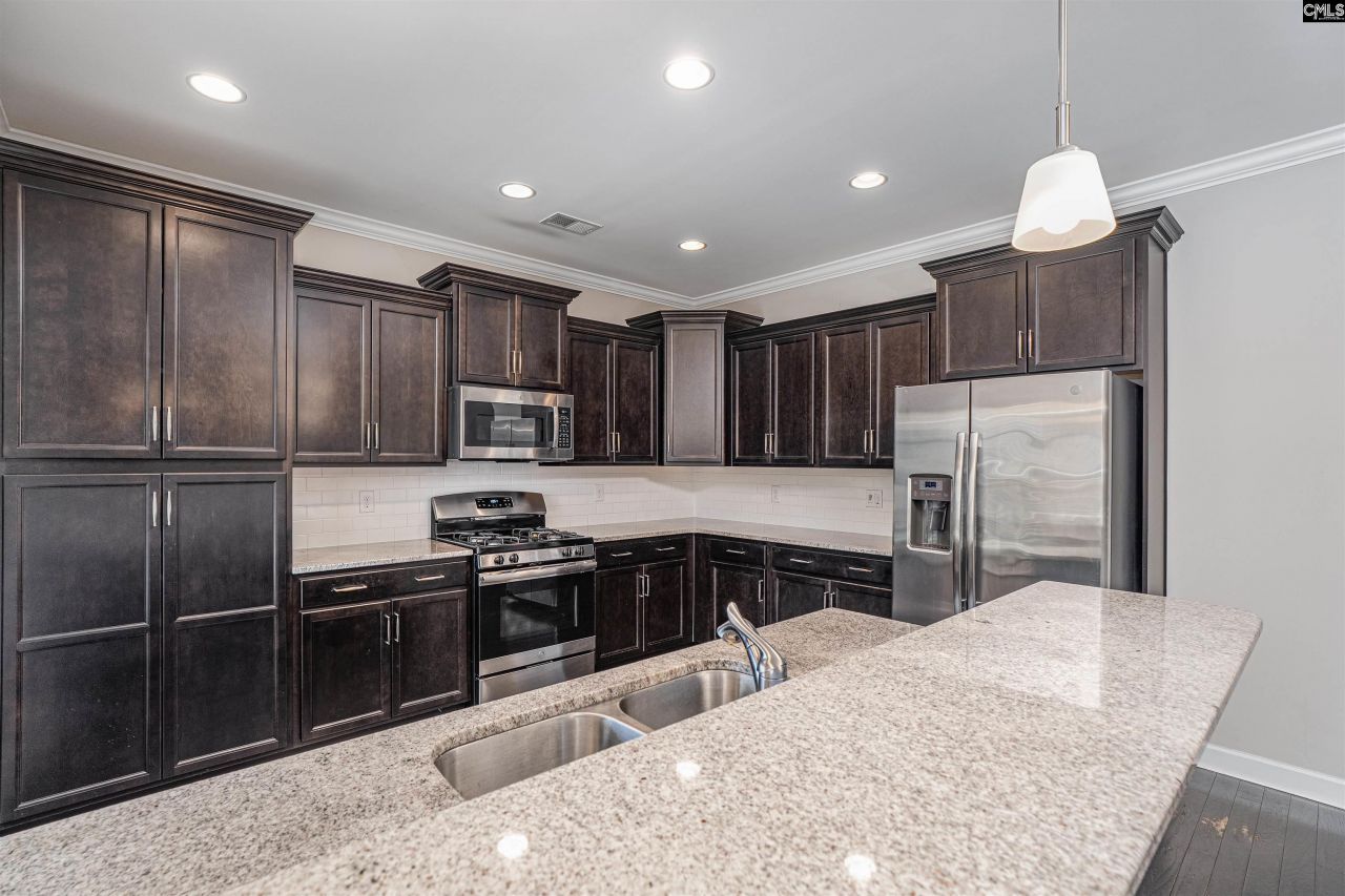 714 Long Iron Lane Photo 13