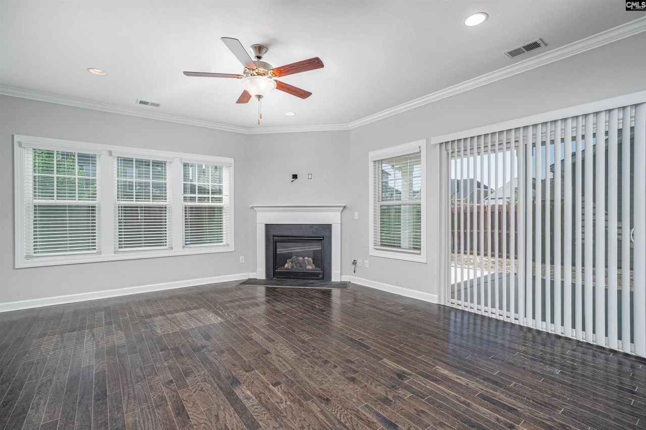 714 Long Iron Lane Photo 17