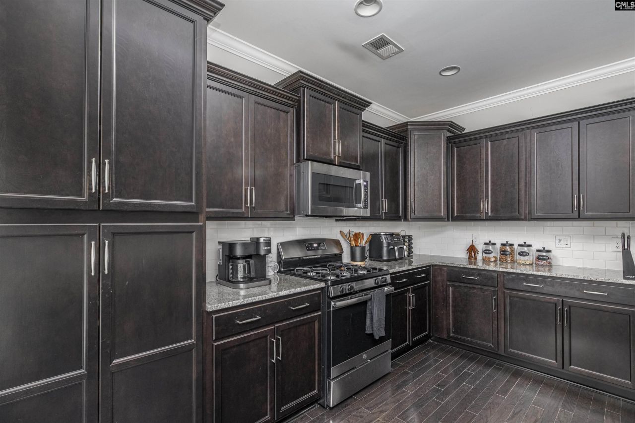 714 Long Iron Lane Photo 45