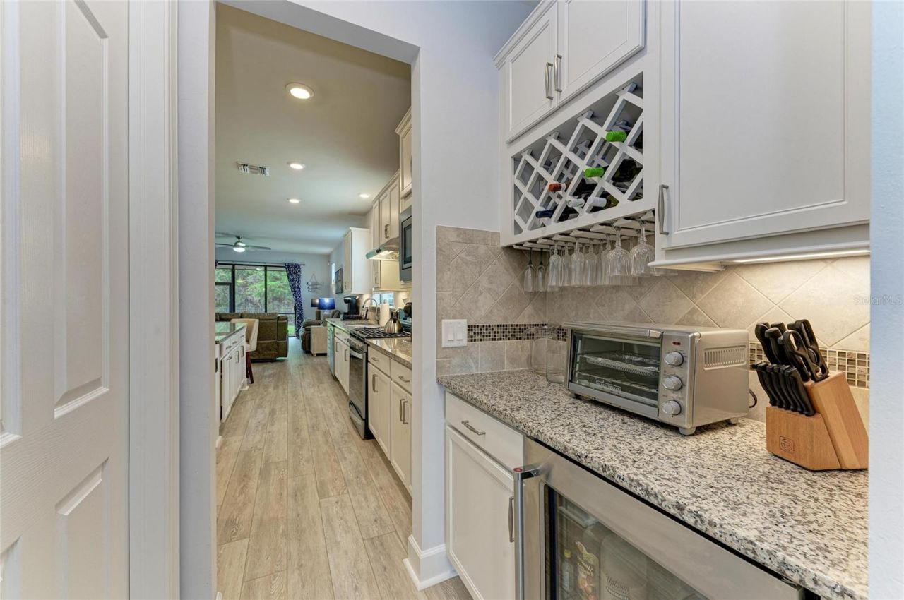 7572 Viola Loop, Bradenton, FL 34202 Photo