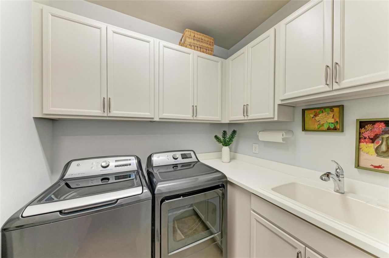 7572 Viola Loop, Bradenton, FL 34202 Photo