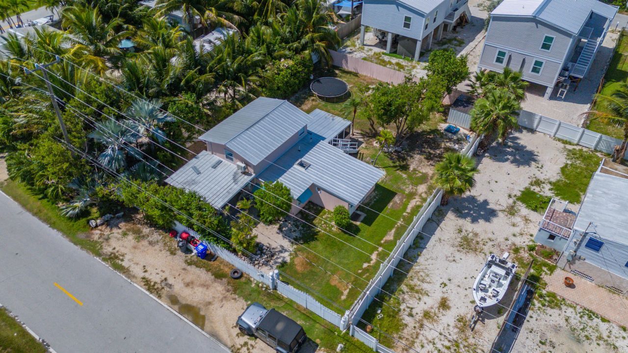 31541 Avenue A, Big Pine Key, FL 33043 Photo