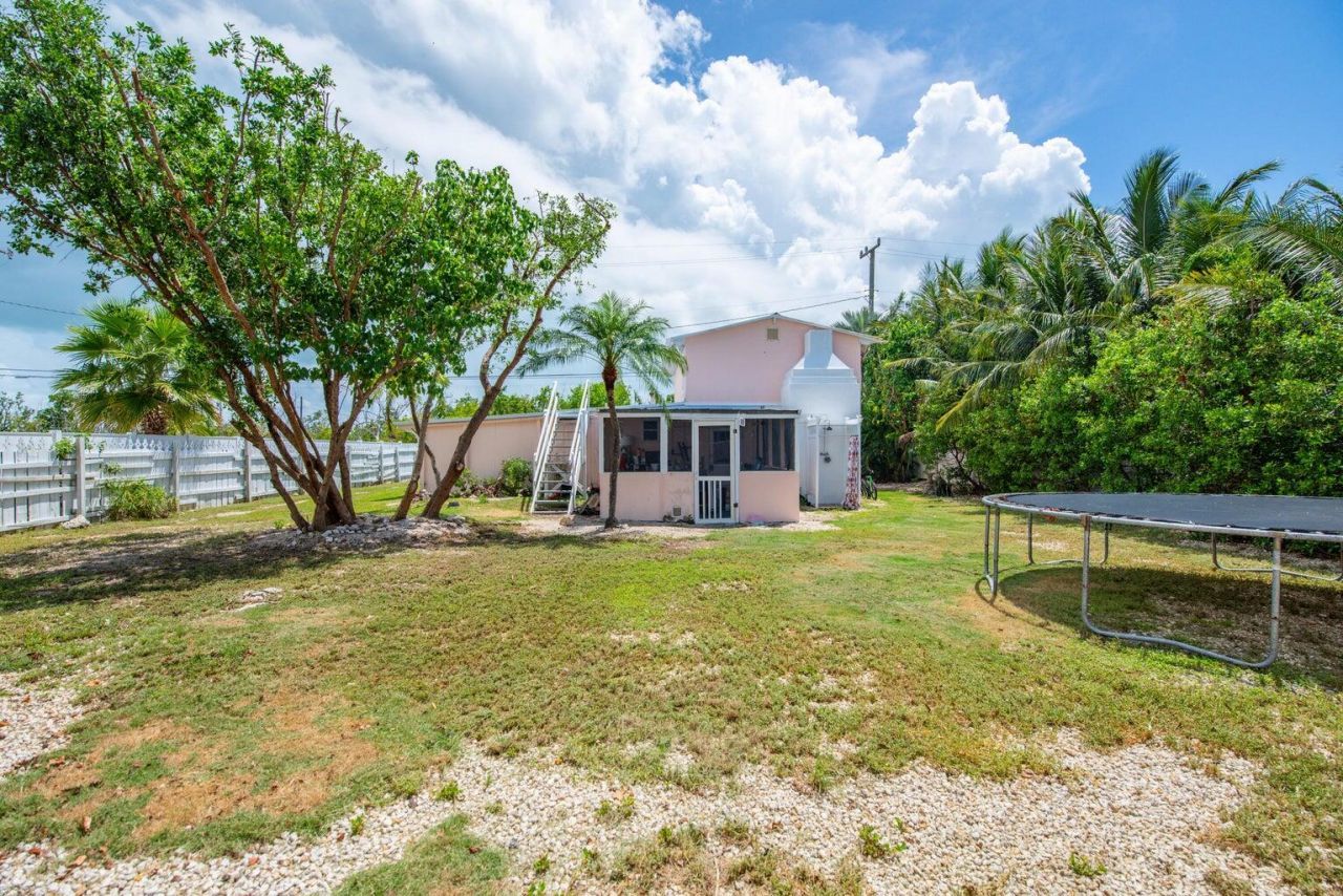 31541 Avenue A, Big Pine Key, FL 33043 Photo