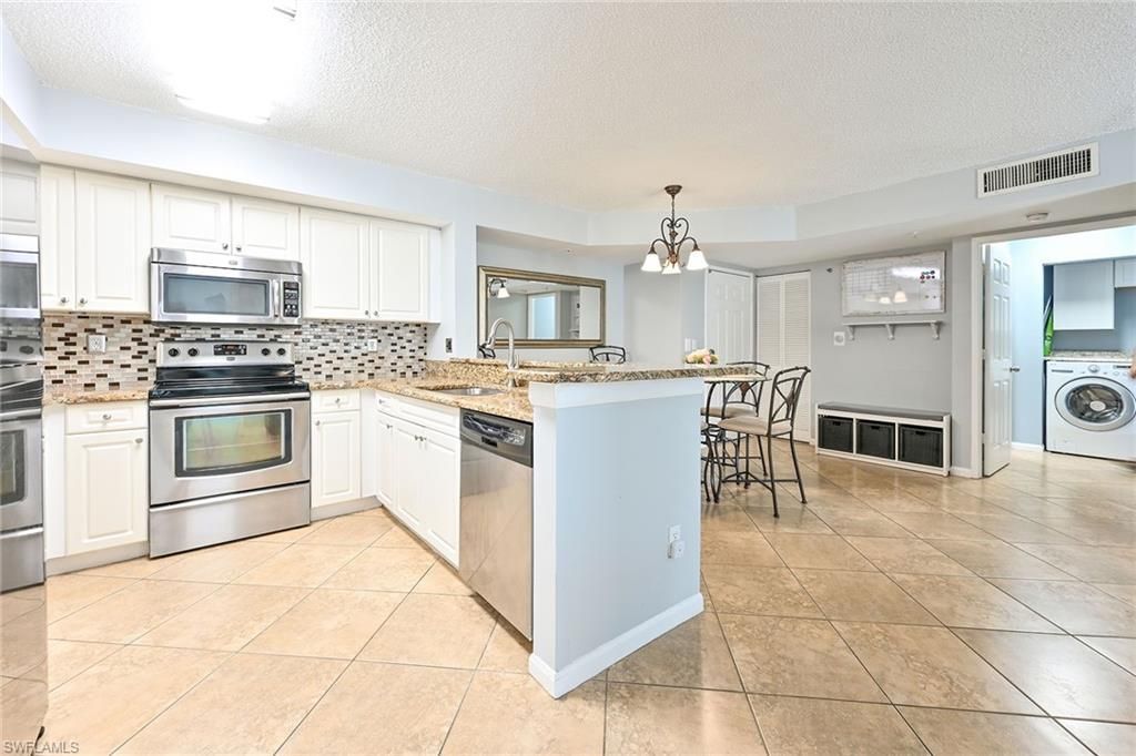 1265 Wildwood Lakes Blvd, Unit 3-103, Naples, FL 34104 Photo
