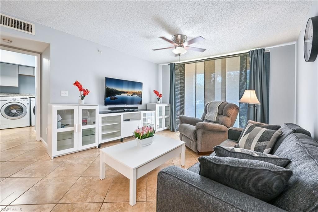 1265 Wildwood Lakes Blvd, Unit 3-103, Naples, FL 34104 Photo