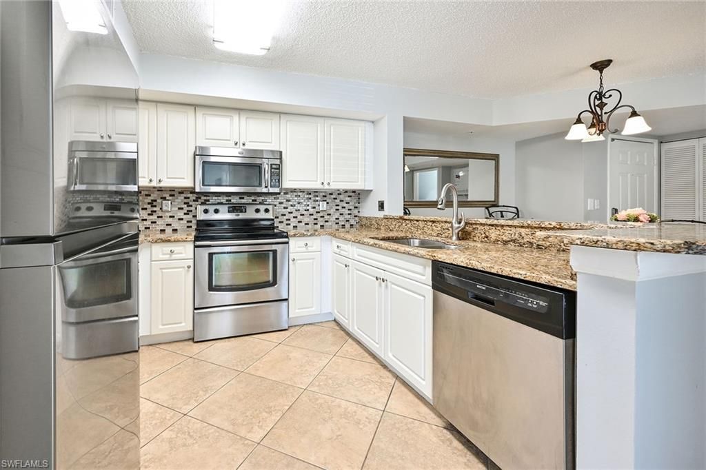 1265 Wildwood Lakes Blvd, Unit 3-103, Naples, FL 34104 Photo