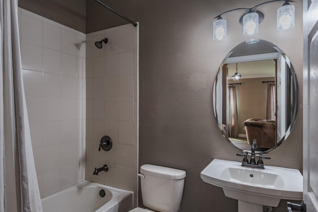 165 Mobbly Bay Drive, Oldsmar, FL 34677 Photo