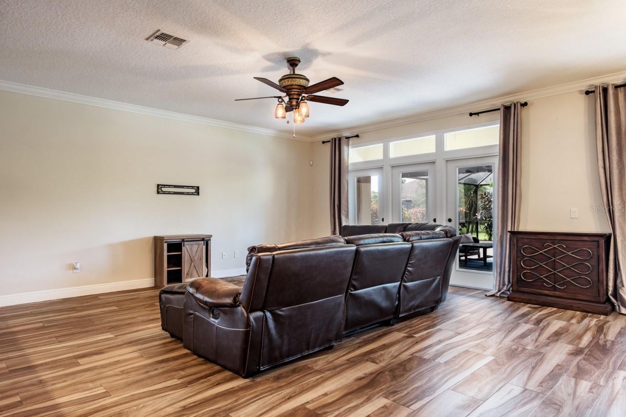 165 Mobbly Bay Drive, Oldsmar, FL 34677 Photo