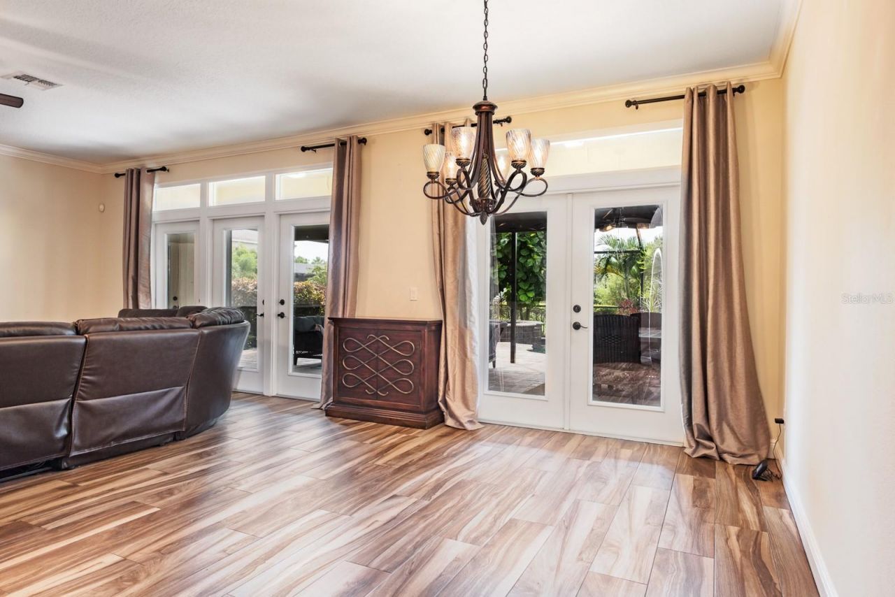 165 Mobbly Bay Drive, Oldsmar, FL 34677 Photo