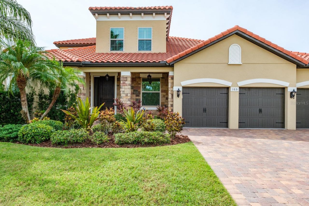 165 Mobbly Bay Drive, Oldsmar, FL 34677 Photo