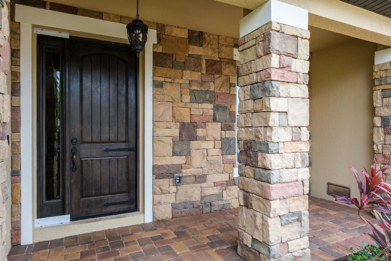 165 Mobbly Bay Drive, Oldsmar, FL 34677 Photo