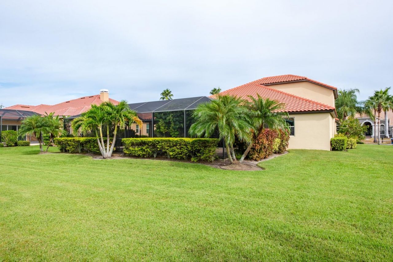 165 Mobbly Bay Drive, Oldsmar, FL 34677 Photo