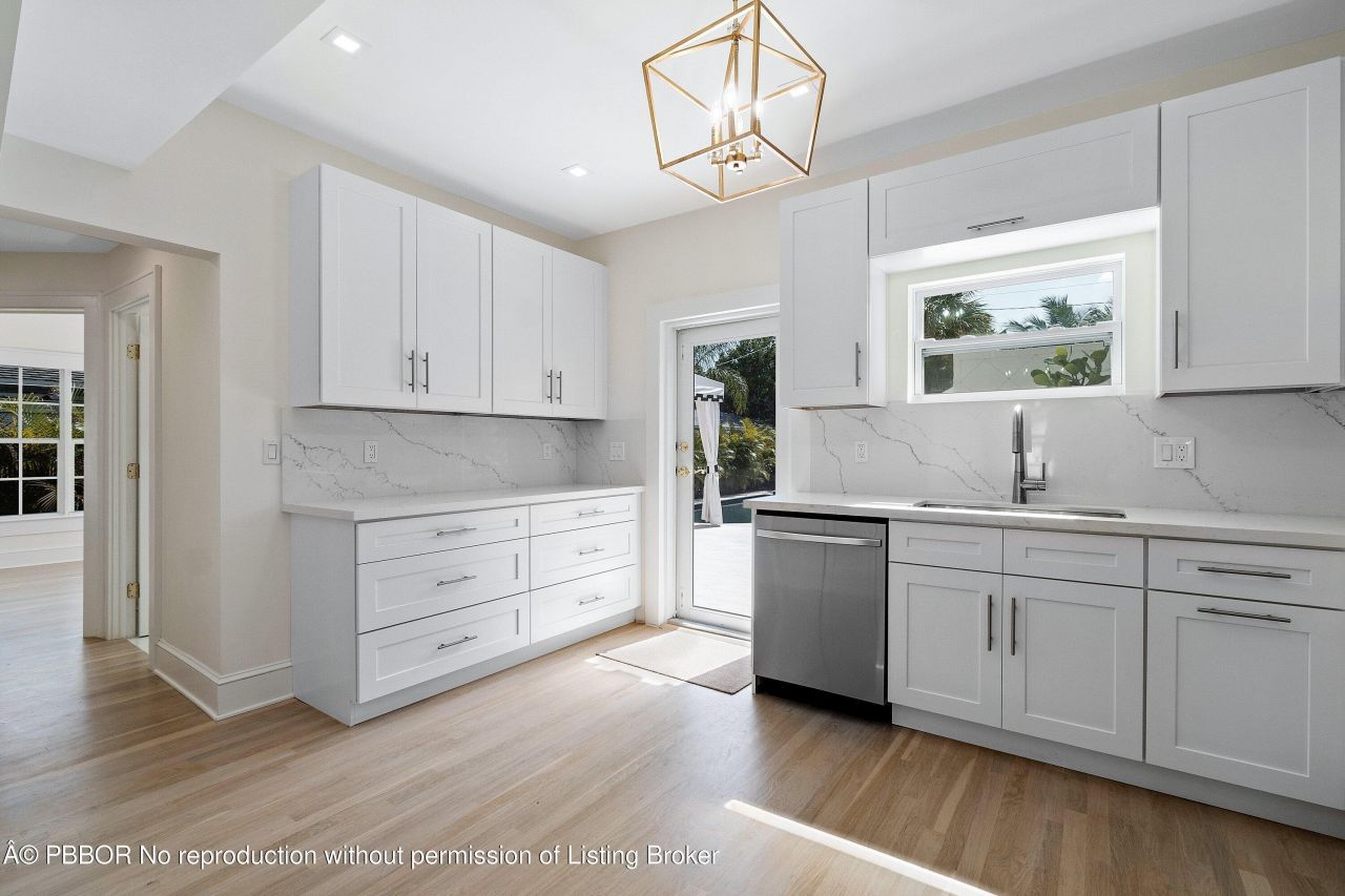 224 10th Street, West Palm Beach, FL 33401 Photo