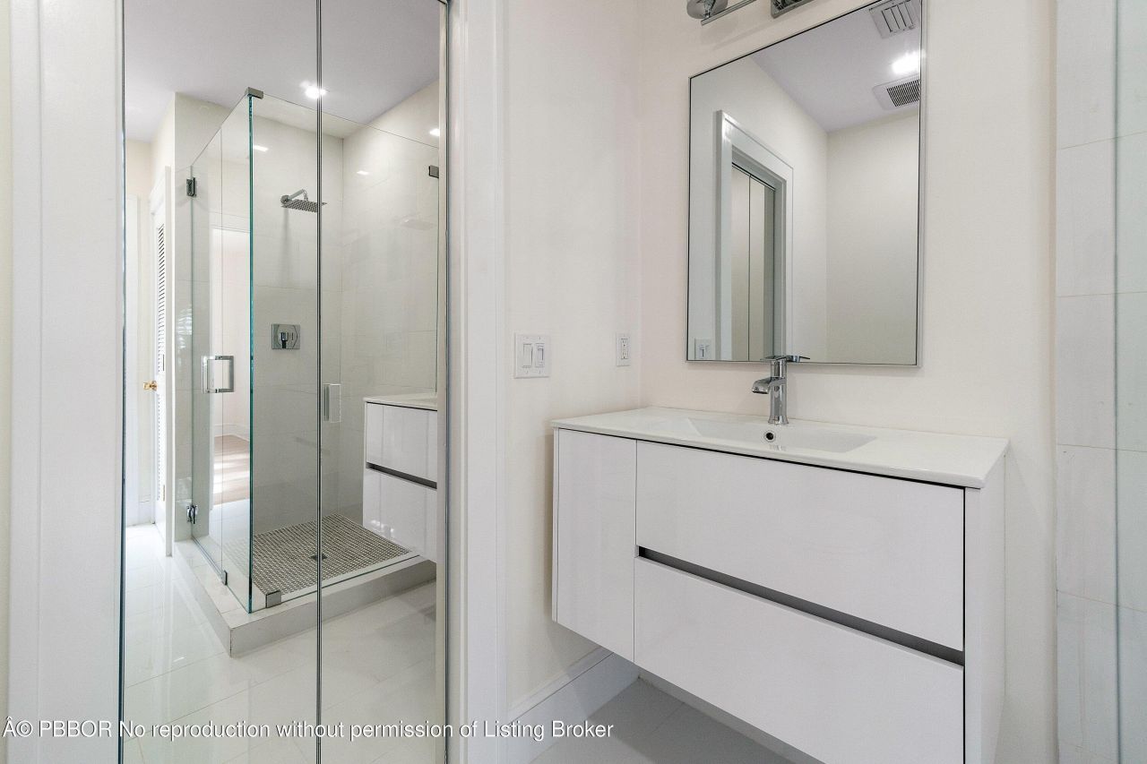 224 10th Street, West Palm Beach, FL 33401 Photo