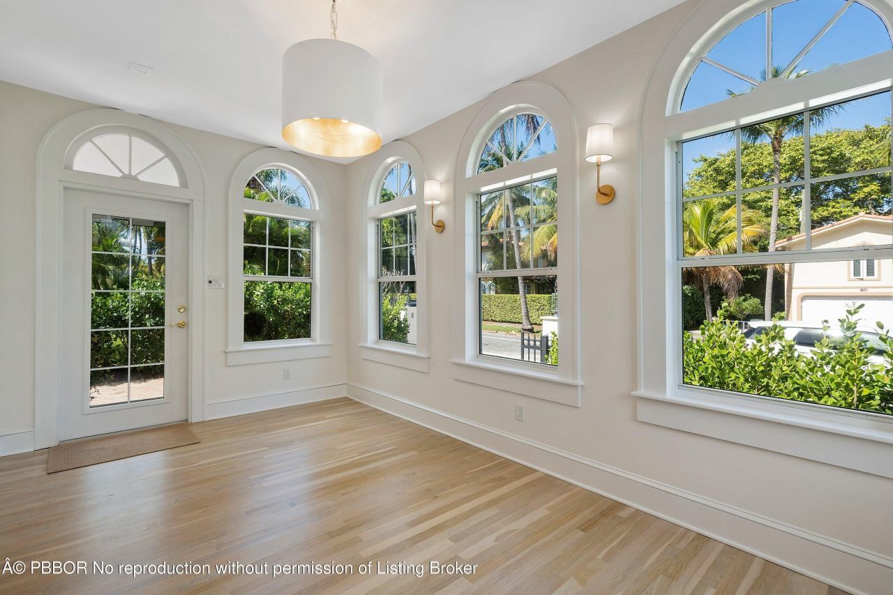 224 10th Street, West Palm Beach, FL 33401 Photo