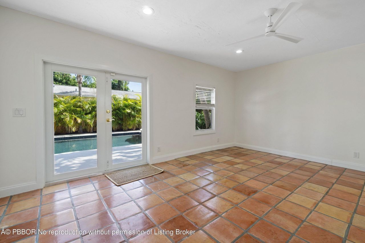 224 10th Street, West Palm Beach, FL 33401 Photo