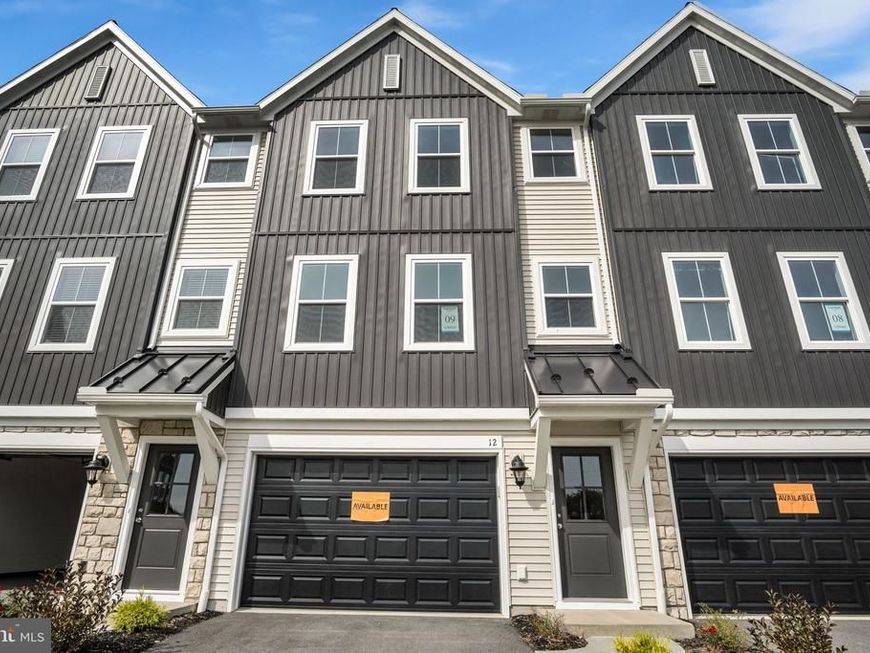 12 Morgan Circle, Unit 009-02, Carlisle, PA 17015 Main Photo