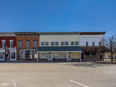 106 E 3RD Street , Imlay City, MI 48444