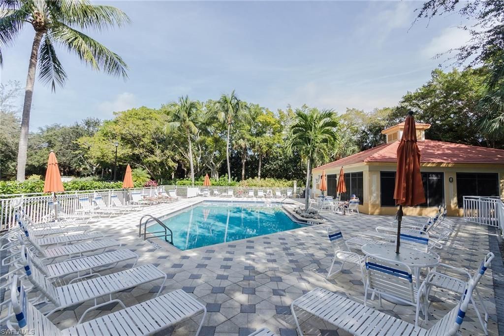 1025 Tarpon Cove Dr, Unit 203, Naples, FL 34110 Photo