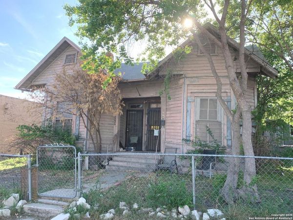 529 pine, San Antonio, TX 78203