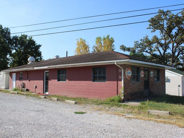 1320 S Business 54, Fulton, MO 65251