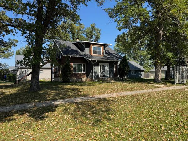 117 Zeh Street W, Thief River Falls, MN 56701