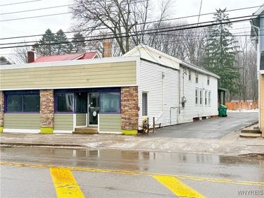 87 Lake Street, Hamburg, NY 14075