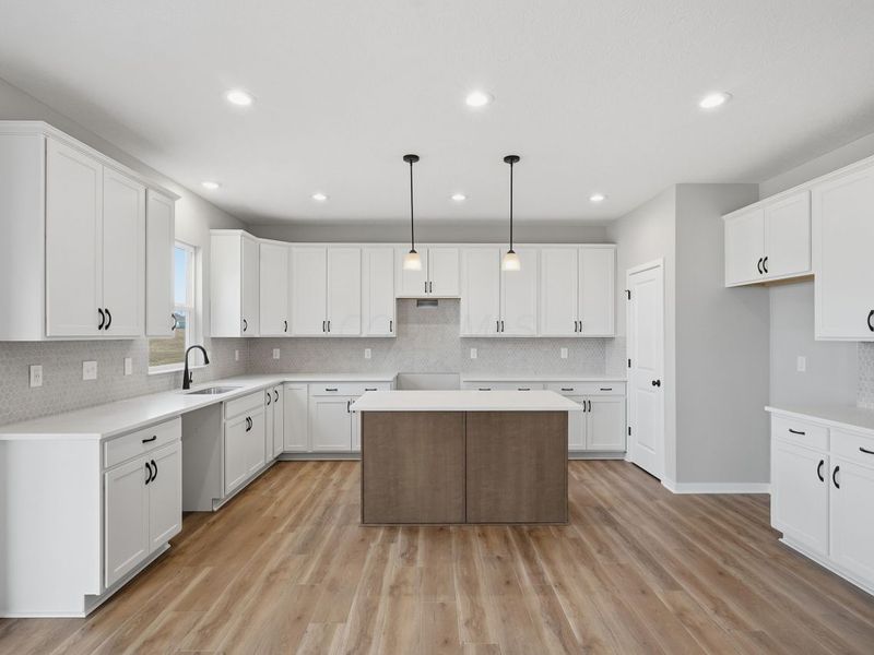 5786 Shadowfair Lane, Powell, OH 43065 Photo 13