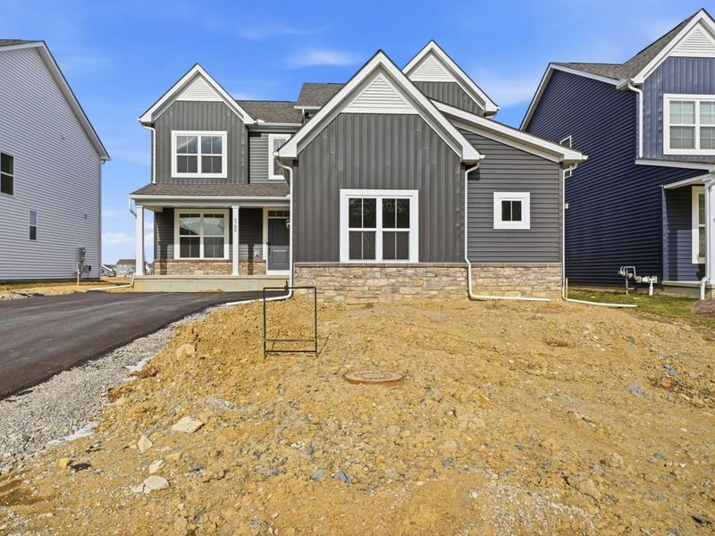 5786 Shadowfair Lane, Powell, OH 43065 Photo 2