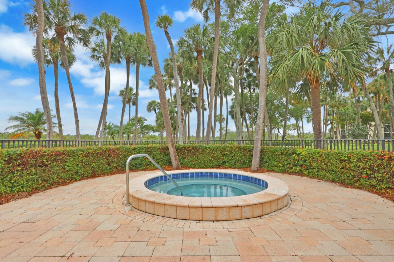 1000 N Us Highway 1, Unit An104, Jupiter, FL 33477 Photo