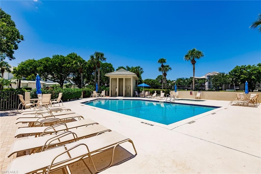 4120 Bayhead Dr, Unit 303, Bonita Springs, FL 34134 Photo