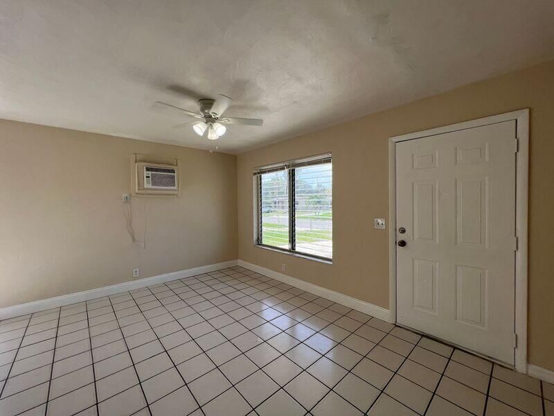 1360 10th Street, West Palm Beach, FL 33401 Photo