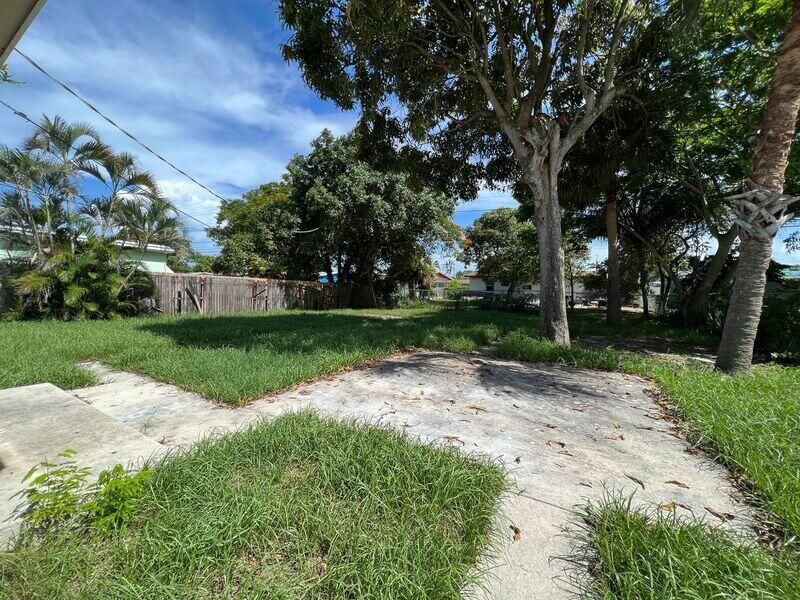 1360 10th Street, West Palm Beach, FL 33401 Photo