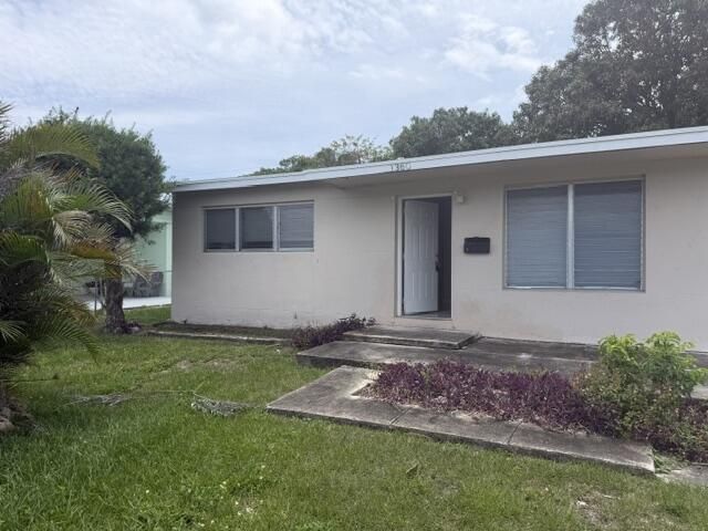 1360 10th Street, West Palm Beach, FL 33401 Photo