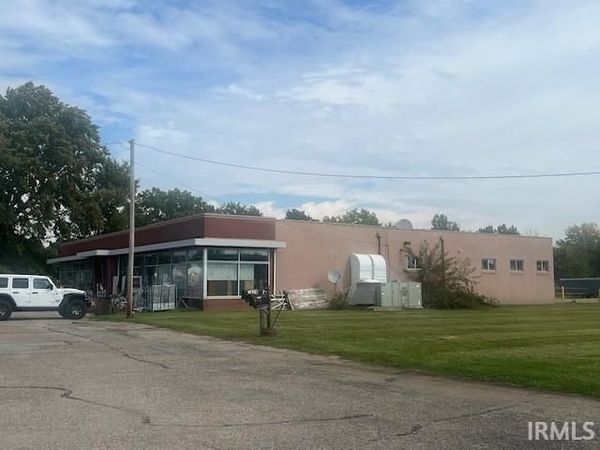 7628 Michigan Street, Plymouth, IN 46563