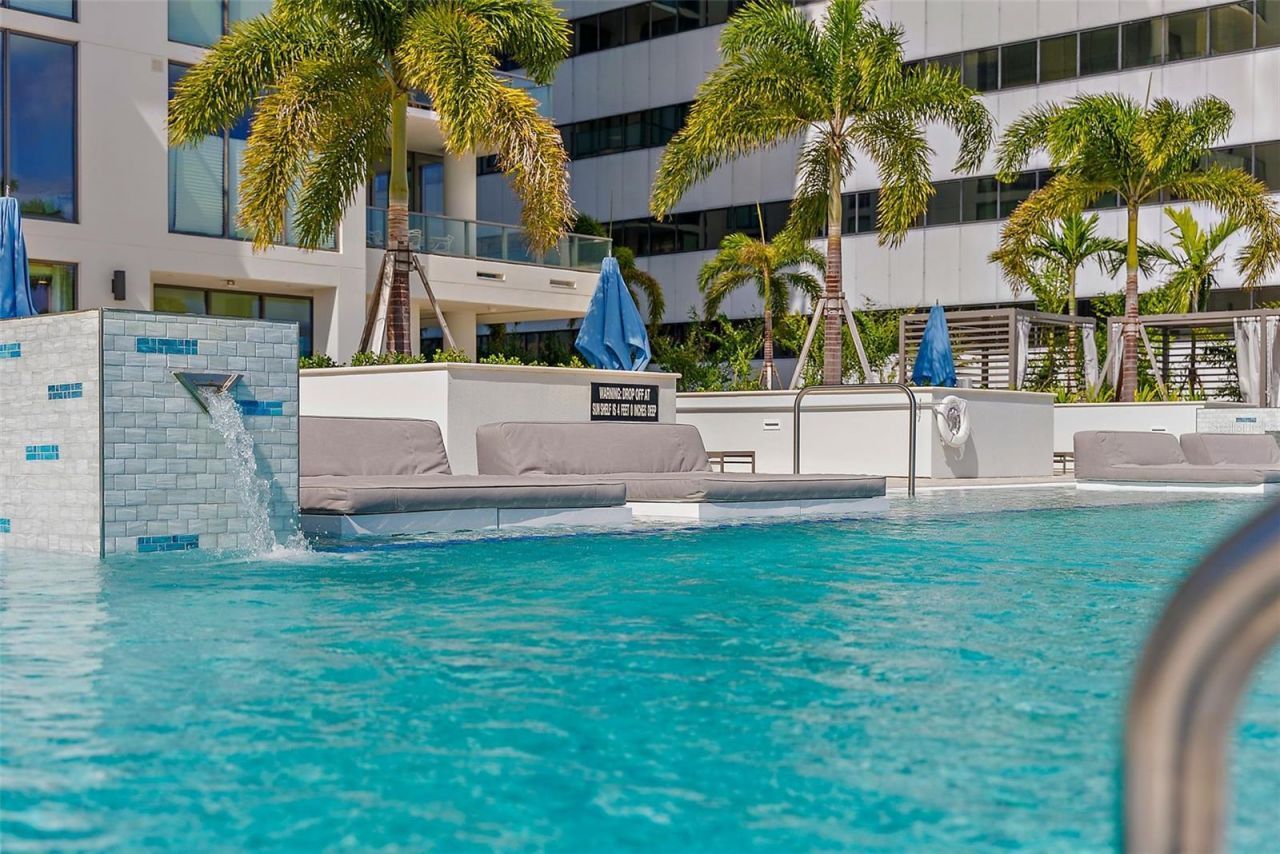 301 1st Street S, Unit 807, Saint Petersburg, FL 33701 Photo