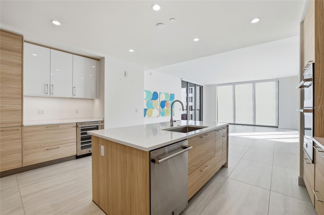 301 1st Street S, Unit 807, Saint Petersburg, FL 33701 Photo