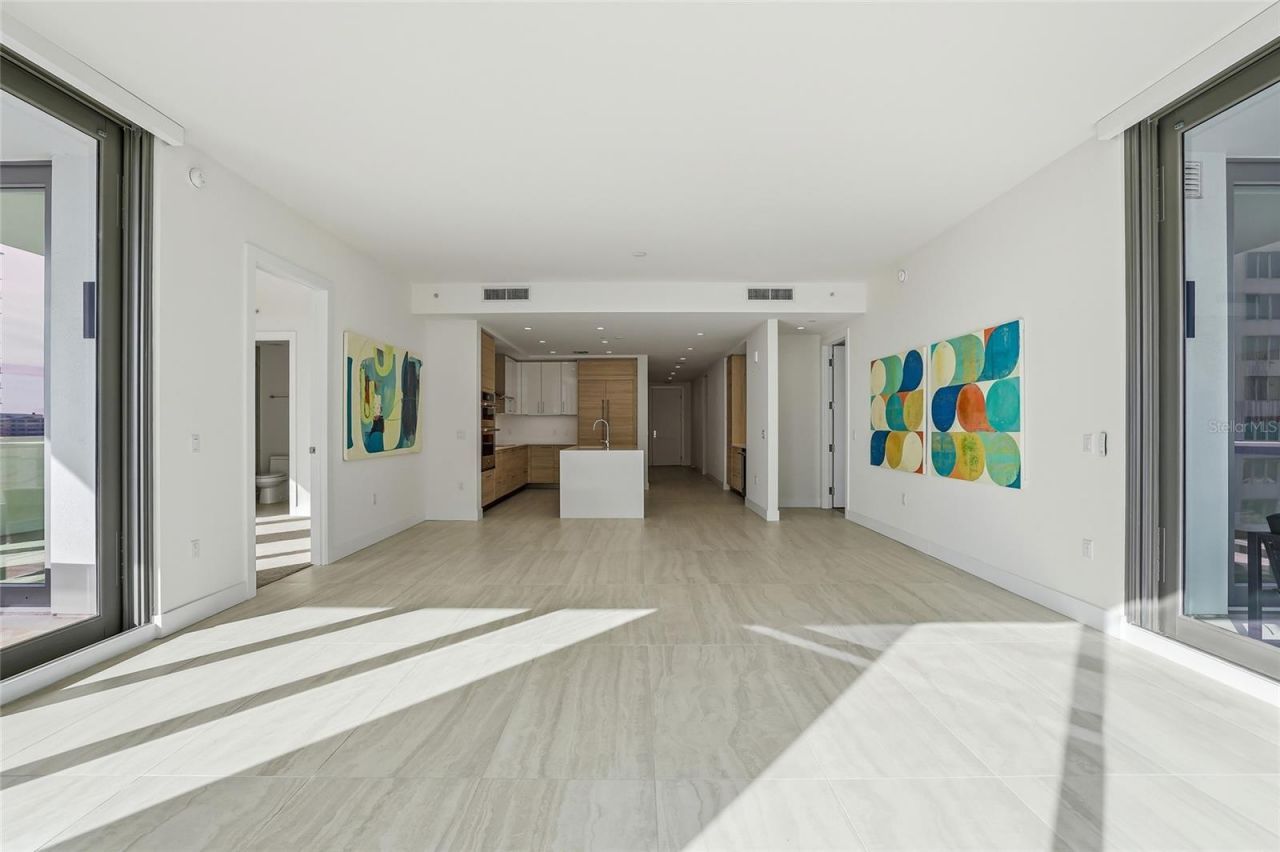 301 1st Street S, Unit 807, Saint Petersburg, FL 33701 Photo