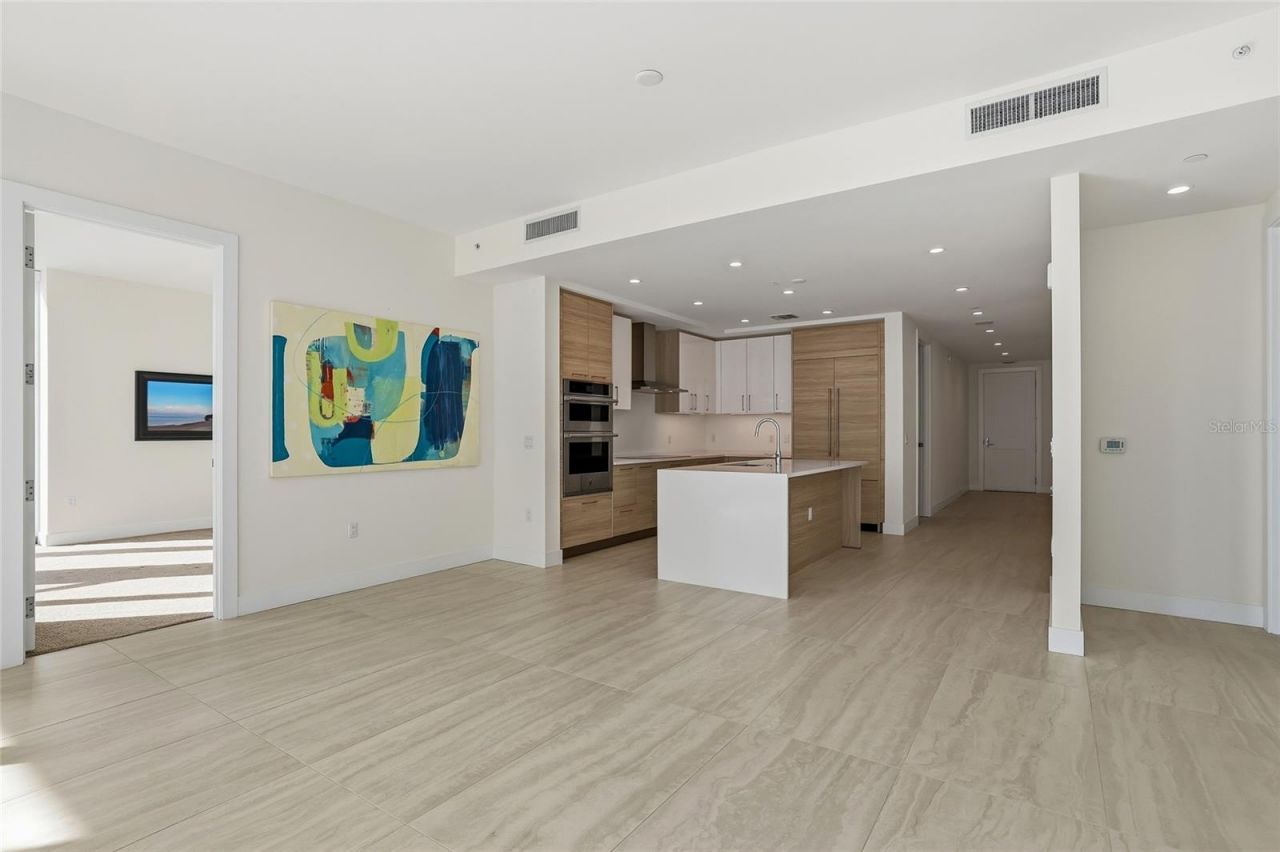 301 1st Street S, Unit 807, Saint Petersburg, FL 33701 Photo