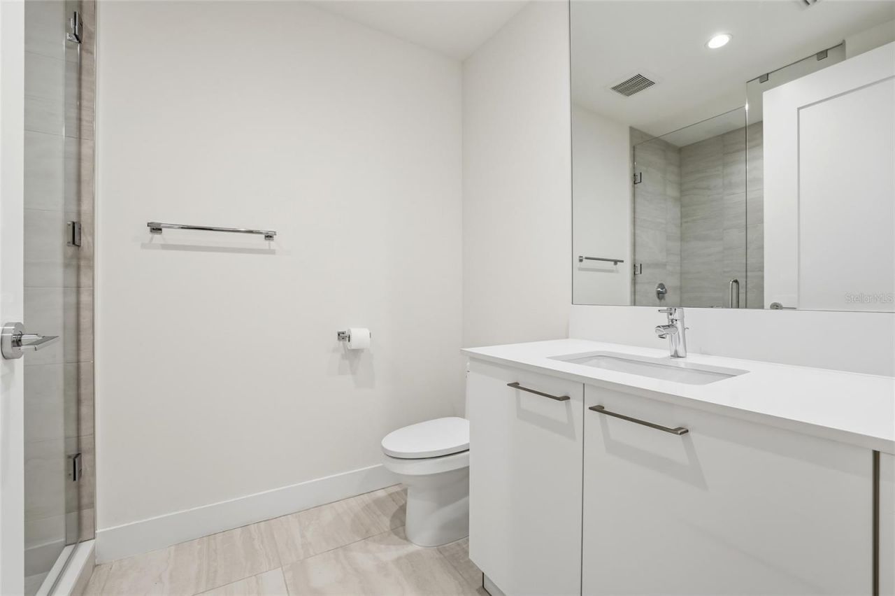 301 1st Street S, Unit 807, Saint Petersburg, FL 33701 Photo