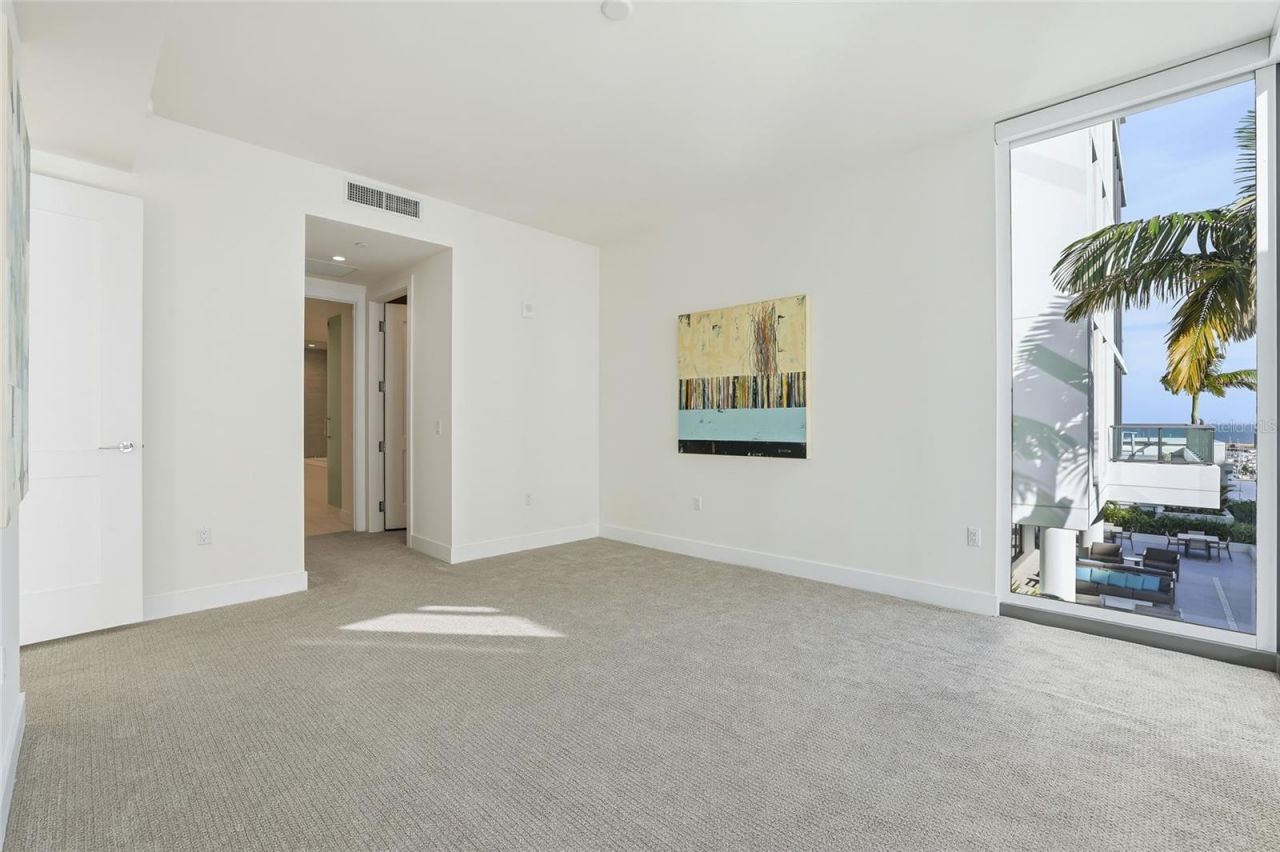 301 1st Street S, Unit 807, Saint Petersburg, FL 33701 Photo