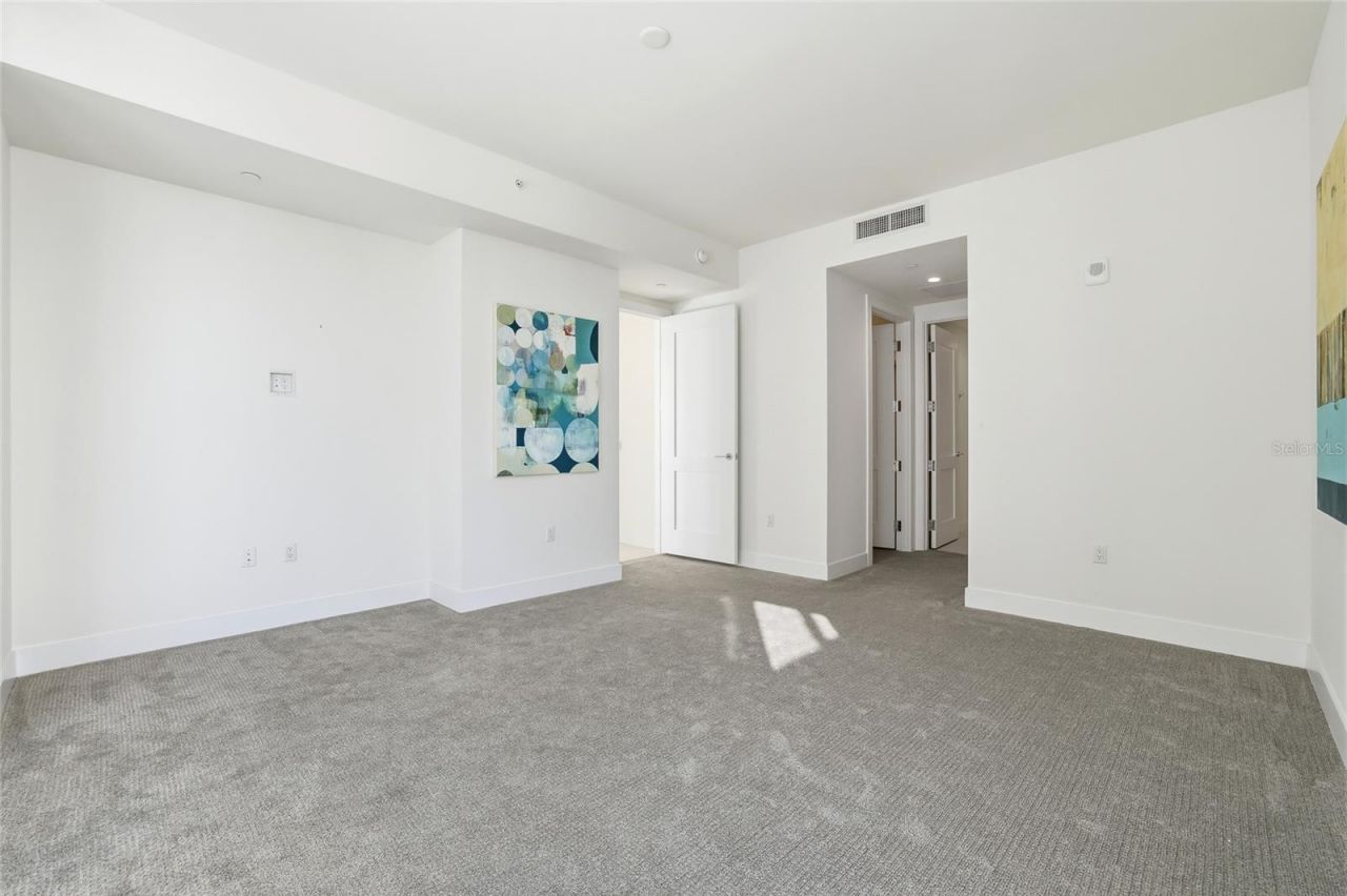 301 1st Street S, Unit 807, Saint Petersburg, FL 33701 Photo