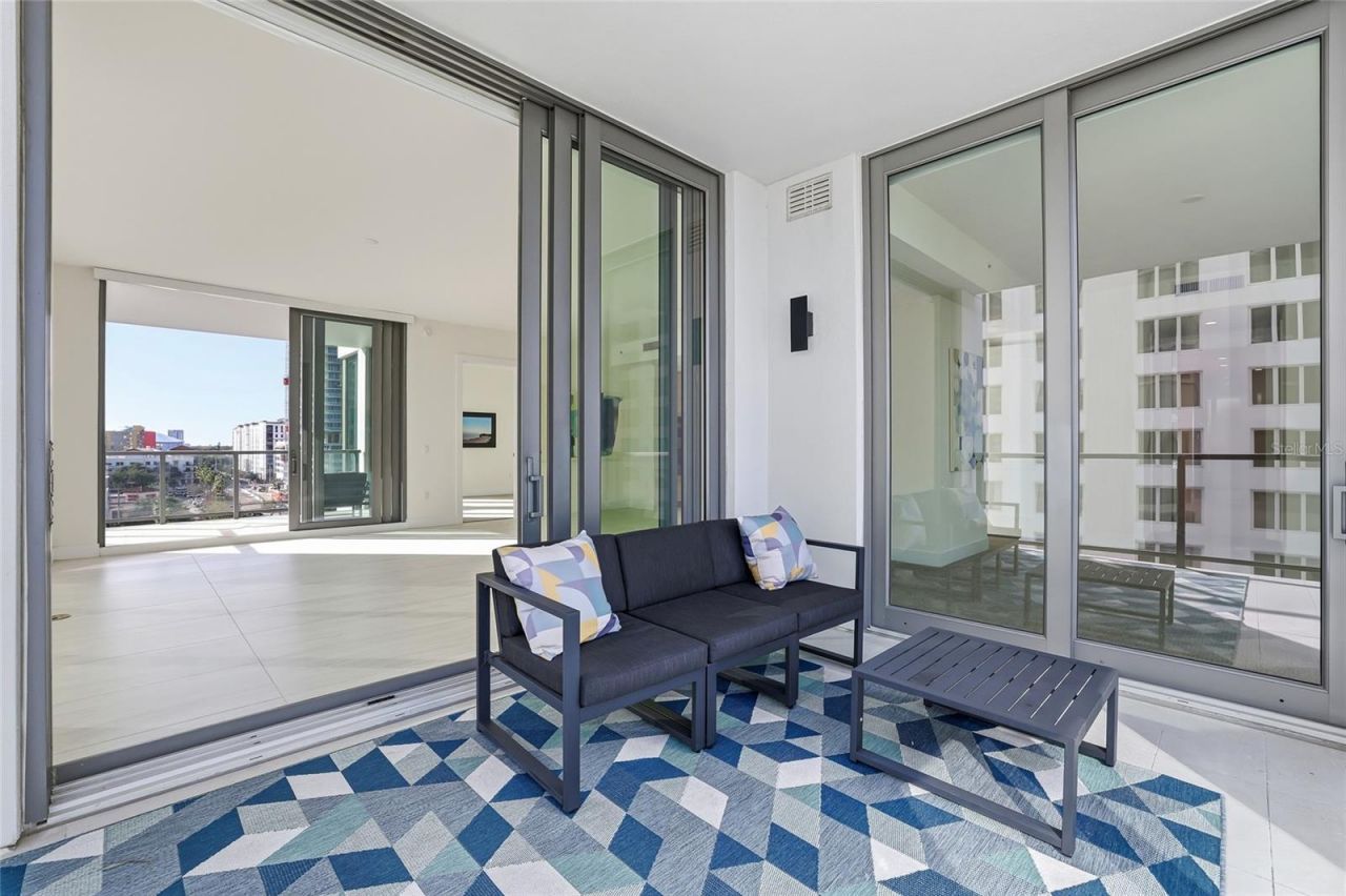 301 1st Street S, Unit 807, Saint Petersburg, FL 33701 Photo