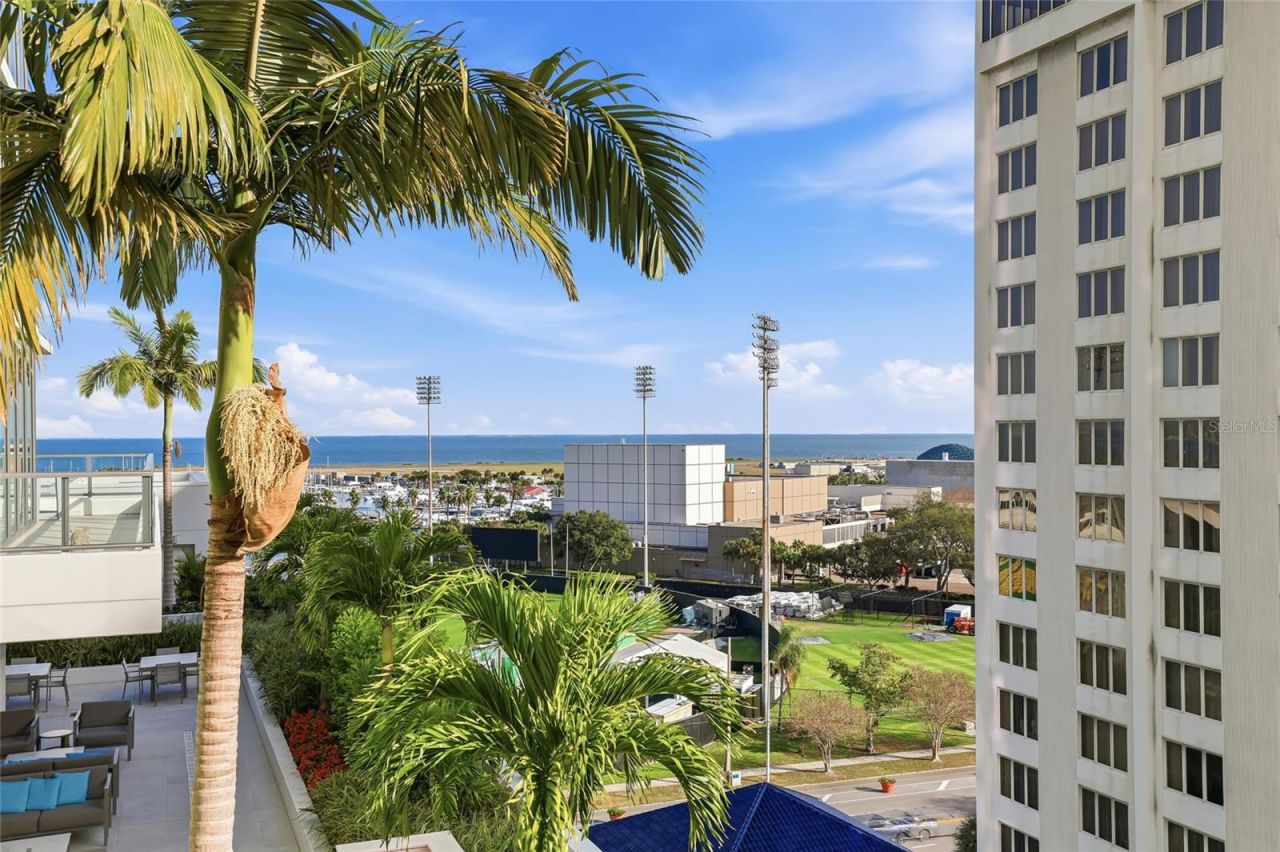 301 1st Street S, Unit 807, Saint Petersburg, FL 33701 Photo