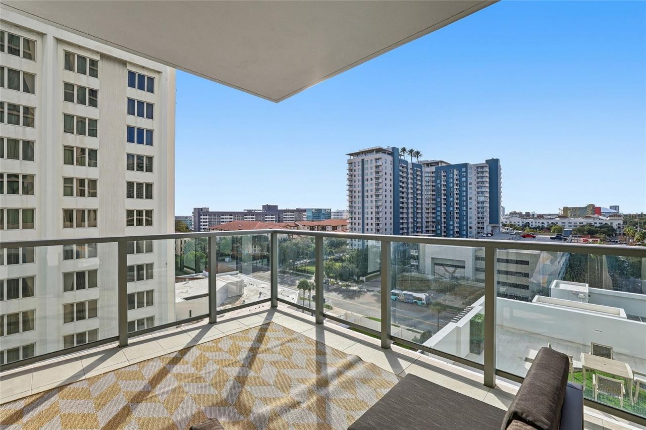 301 1st Street S, Unit 807, Saint Petersburg, FL 33701 Photo