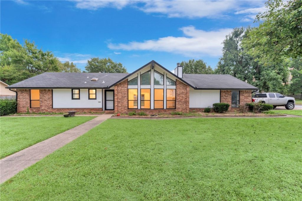 1809 Oriole Street, Springdale, AR 72764 Main Photo