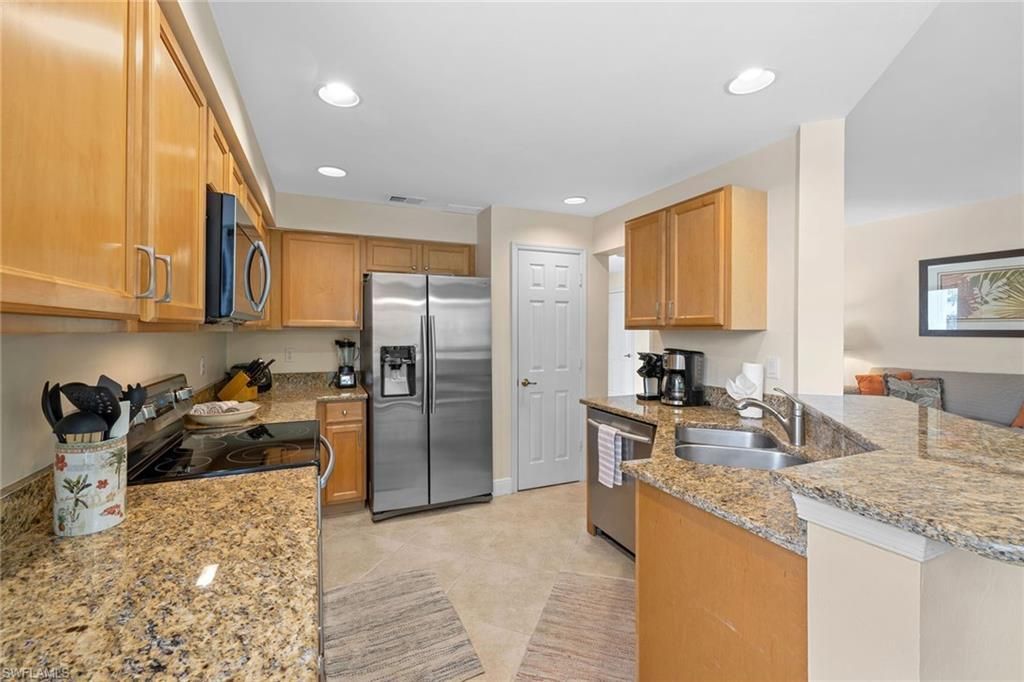 27190 Oakwood Lake Dr, Unit 102, Bonita Springs, FL 34134 Photo