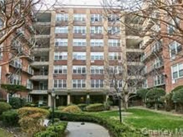 94-11 59th Avenue, Unit D17, Elmhurst, NY 11373